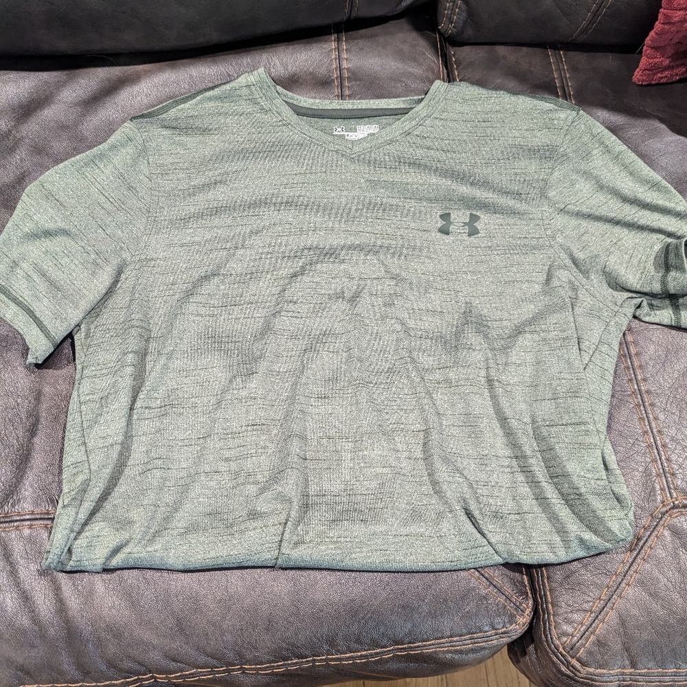 Men's heat gear tshirt